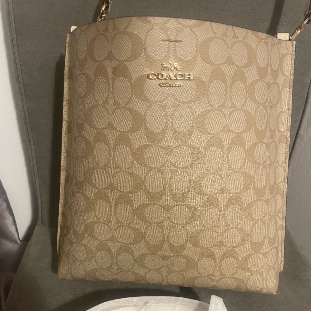 Coach Mollie Tote - Like New